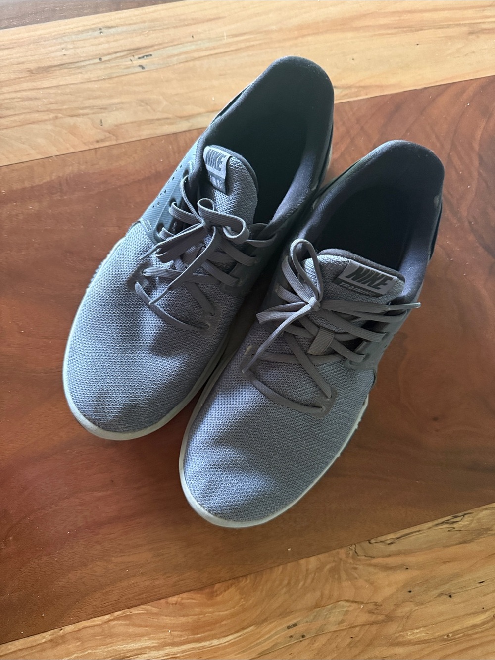 Nike Men's Gray Lightweight Knit Sneakers